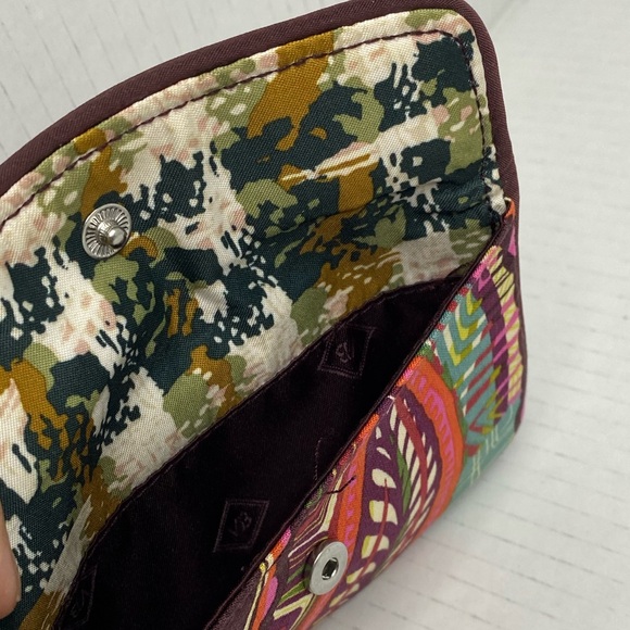 Vera Bradley Heirloom Paisley Wallet‎ - Picture 8 of 9